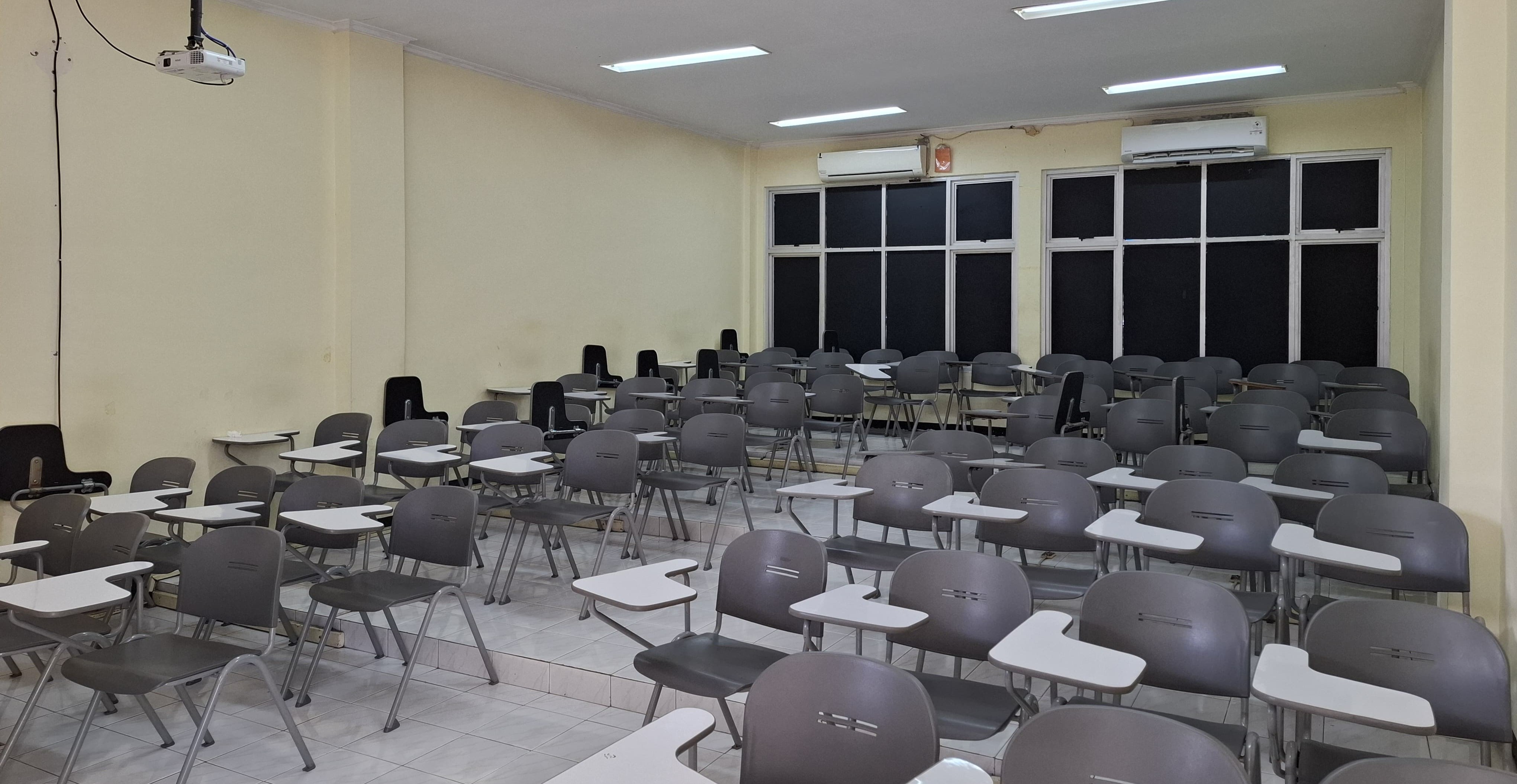 Ruang Kelas Gedung 2